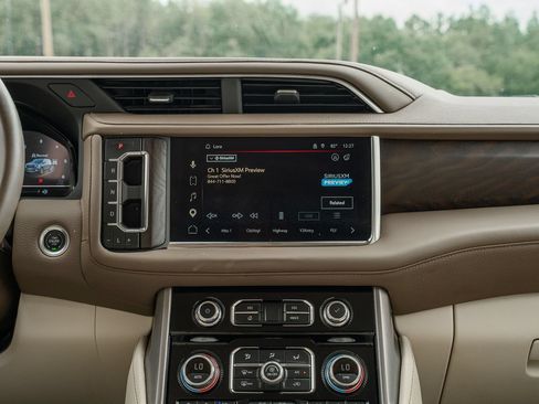 Used 2024 GMC Yukon Denali w/ Max Trailering Package AWD/4WD image 44