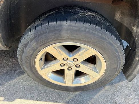 Used 2011 RAM 1500 Sport w/ Sport Premium Group AWD/4WD image 15