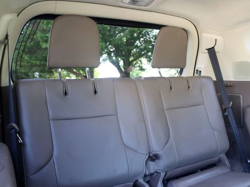 Used 2015 Lexus GX 460 Luxury AWD/4WD image 21