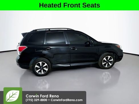 Used 2017 Subaru Forester 2.5i Premium image 8