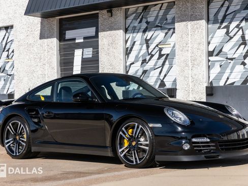 Used 2012 Porsche 911 Turbo S image 17