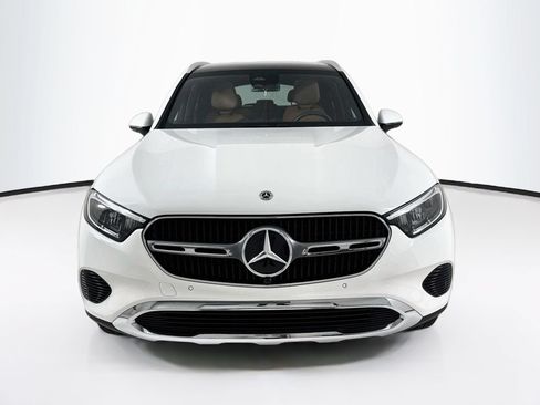 Used 2026 Mercedes-Benz GLC 300 4MATIC image 2