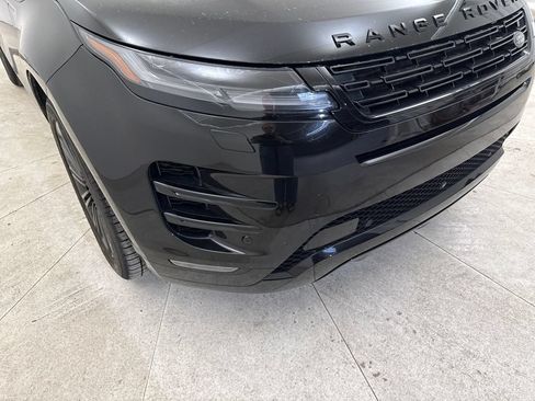 Used 2024 Land Rover Range Rover Evoque Dynamic SE AWD/4WD image 12