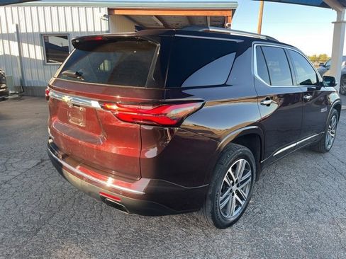 Used 2023 Chevrolet Traverse High Country w/ LPO, Floor Liner Package image 4