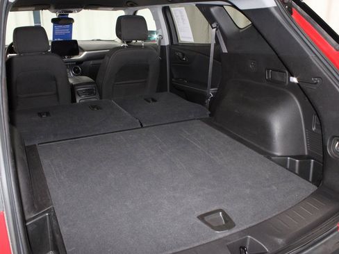 Used 2023 Chevrolet Blazer LT image 17