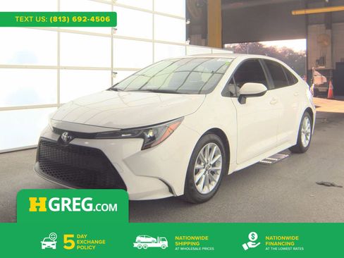 Used 2021 Toyota Corolla LE w/ LE Convenience Package image 1