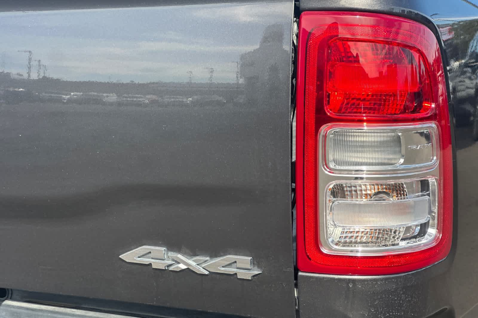 Used 2024 RAM 2500 Tradesman w/ Chrome Appearance Group AWD/4WD image 30