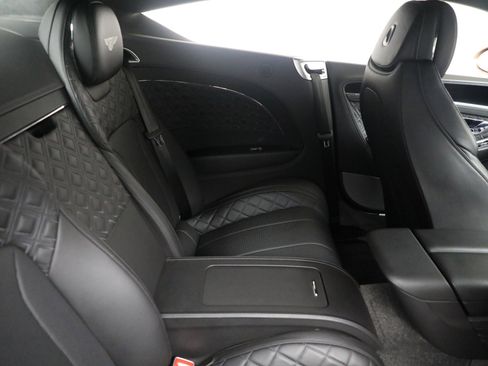 Certified 2022 Bentley Continental GT image 31
