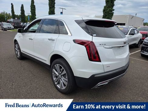 Used 2024 Cadillac XT5 Premium Luxury w/ Technology Package AWD/4WD image 5