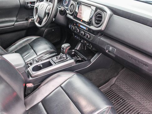 Used 2019 Toyota Tacoma TRD Pro image 17