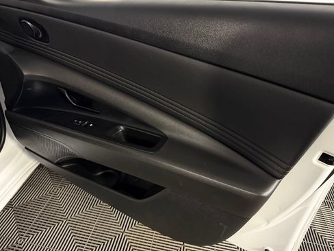 Used 2026 Hyundai Elantra Sport FWD image 31