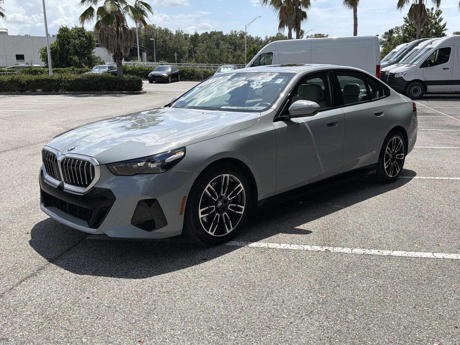 Certified 2026 BMW 530i xDrive w/ M Sport Package AWD/4WD image 8
