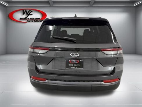 New 2026 Jeep Grand Cherokee Altitude RWD image 7