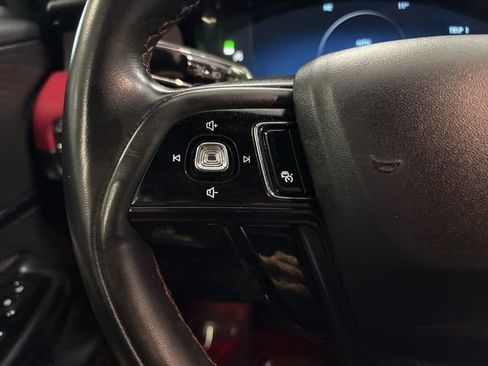 Used 2023 Lincoln Corsair Reserve w/ Rear Removable Package Tray AWD/4WD image 31