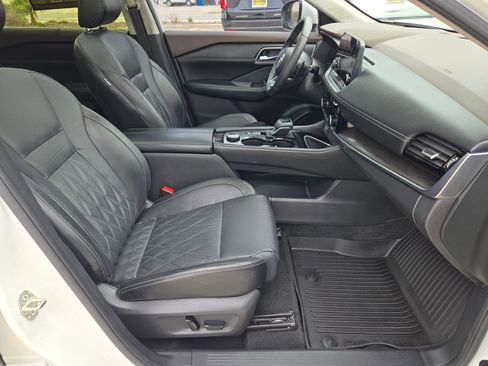 Used 2023 Nissan Rogue Platinum w/ Platinum Premium Package AWD/4WD image 27