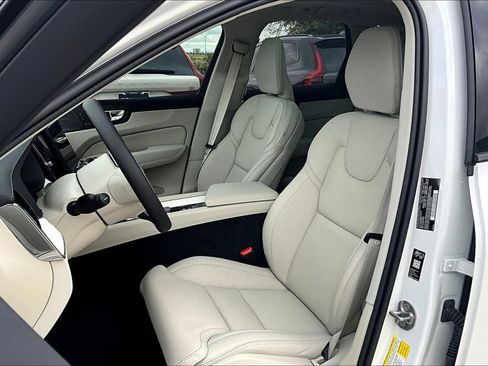 New 2026 Volvo XC60 B5 Ultra w/ Protection Package Premier image 23