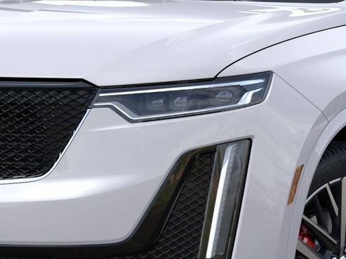 New 2025 Cadillac XT6 Sport w/ Platinum Package image 11