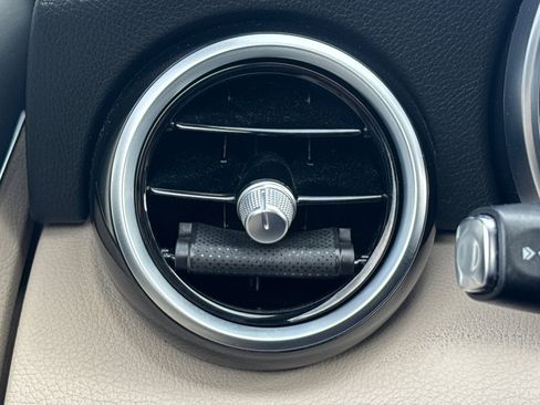 Used 2016 Mercedes-Benz C 300 4MATIC Sedan image 27