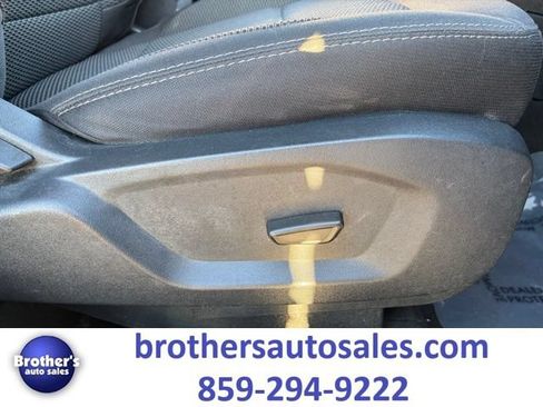 Used 2019 Ford Explorer XLT AWD/4WD image 41