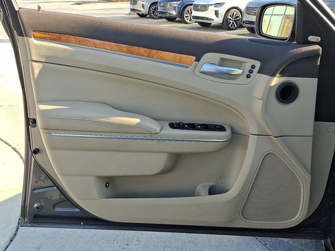 Used 2013 Chrysler 300 C w/ Light Group RWD image 16