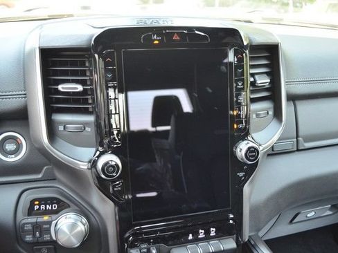 New 2026 RAM 1500 Laramie w/ Sport Appearance Package AWD/4WD image 27