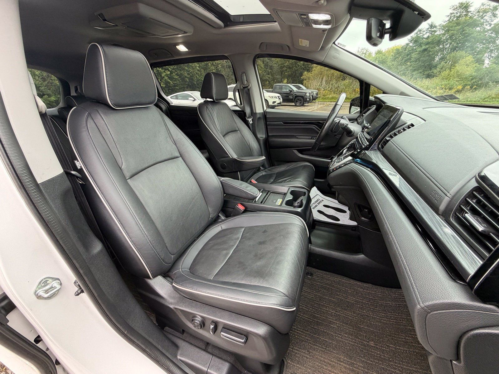 Used 2023 Honda Odyssey Elite image 43