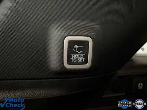 Used 2025 Jeep Grand Cherokee Limited 4xe image 8