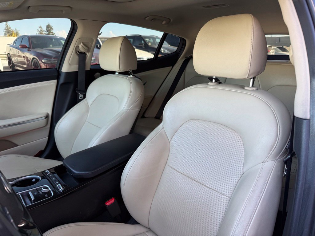 Used 2018 Kia Stinger Premium AWD/4WD image 13