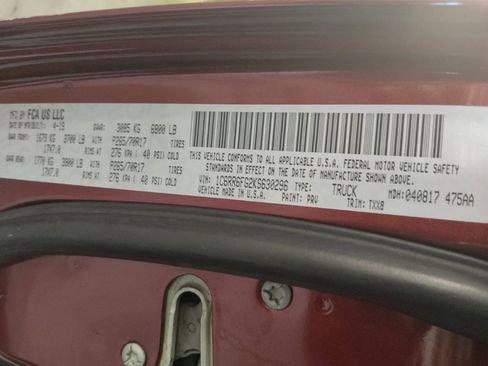 Used 2019 RAM 1500 Tradesman w/ Chrome Appearance Group RWD image 33
