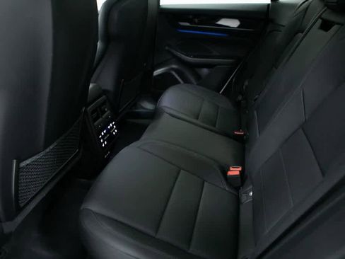 Certified 2025 Porsche Macan 4S Electric image 26