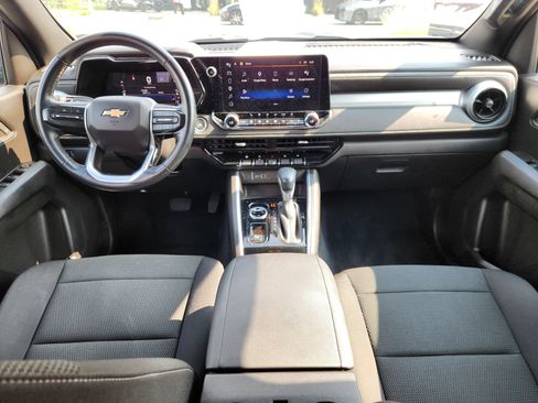Used 2023 Chevrolet Colorado LT w/ LT Convenience Package II AWD/4WD image 8