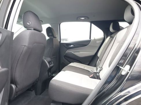 Used 2022 Chevrolet Equinox LS w/ LS Convenience Package image 24