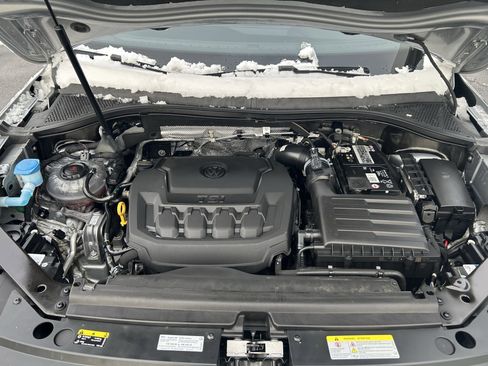 Certified 2023 Volkswagen Tiguan SE R-Line image 29