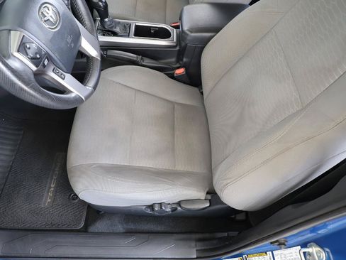 Used 2016 Toyota Tacoma SR5 RWD image 41
