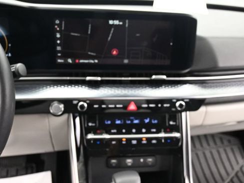 Used 2024 Kia Carnival SX Prestige FWD image 22