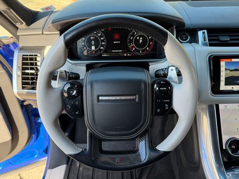 Used 2019 Land Rover Range Rover Sport SVR image 15