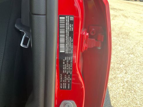 Used 2017 Jeep Renegade Latitude AWD/4WD image 18
