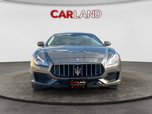 Used 2017 Maserati Quattroporte S GranSport Q4 AWD/4WD image 9