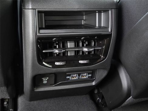 New 2025 Jeep Grand Cherokee Altitude RWD image 21