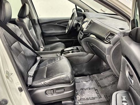 Used 2016 Honda Pilot Elite image 31