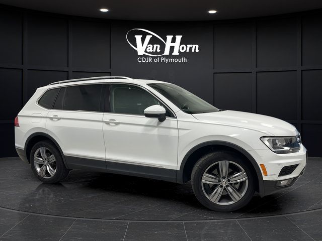 Used 2021 Volkswagen Tiguan SEL AWD/4WD image 1