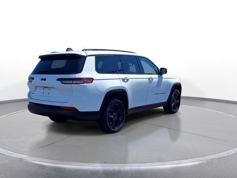 Used 2022 Jeep Grand Cherokee L Laredo AWD/4WD image 8
