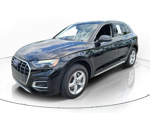 Certified 2023 Audi Q5 Premium w/ Convenience Package AWD/4WD image 2