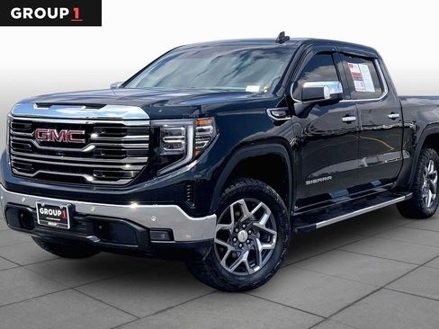 Used 2022 GMC Sierra 1500 SLT AWD/4WD image 1