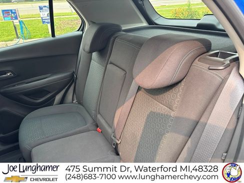 Used 2016 Chevrolet Trax LS FWD image 12
