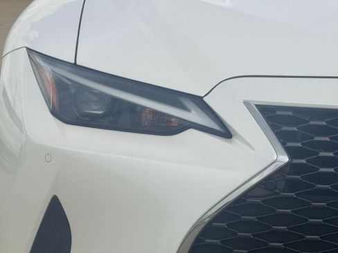 Used 2024 Lexus IS 300 w/ Comfort Package RWD image 4