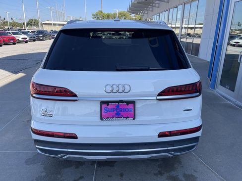 Used 2021 Audi Q7 3.0T Premium Plus image 3