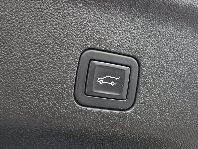 Used 2024 Chevrolet Suburban High Country AWD/4WD image 29