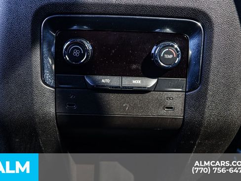 Used 2025 Chevrolet Suburban RST image 62