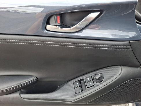 Used 2022 MAZDA MX-5 Miata Grand Touring w/ Appearance Package image 11